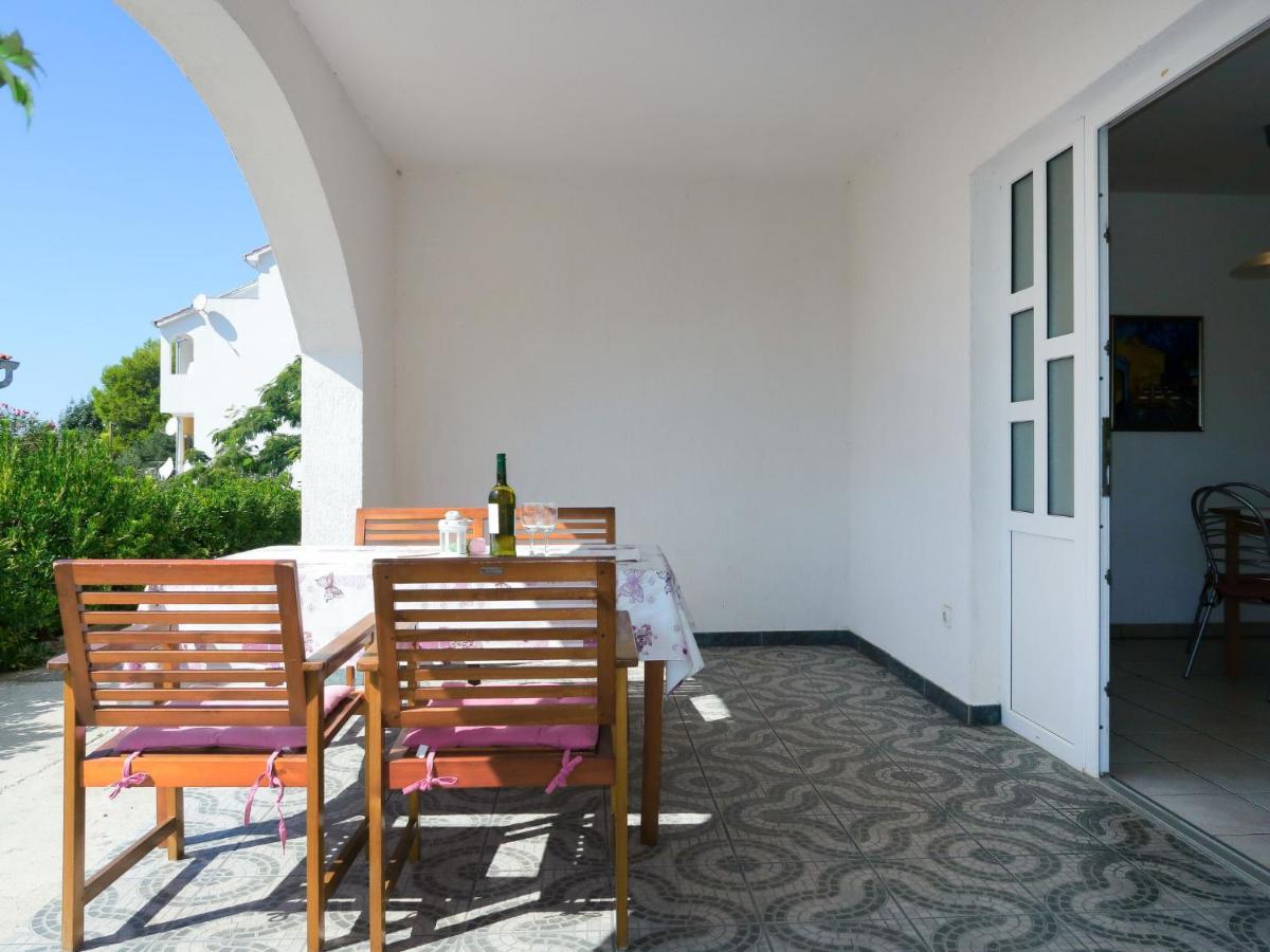 Apartment Andrea - Rab102 By Interhome Barbat na Rabu Exterior photo